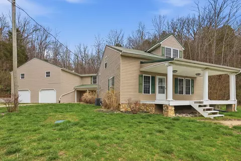 1056 River Rd, Lawrenceburg, KY 40342