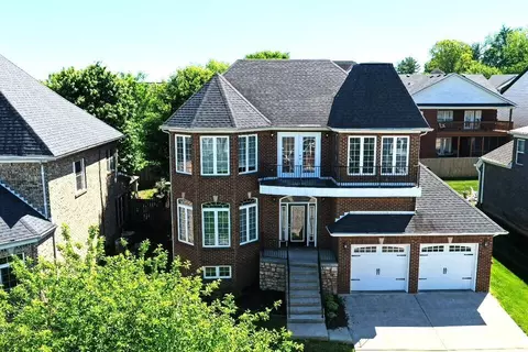 109 Bayberry Ln, Frankfort, KY 40601