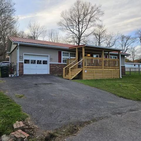 135 Lewis St, Corbin, KY 40701