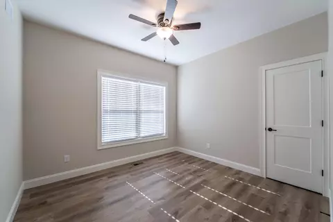 Bedroom - 177 Central Park Ave, Berea, KY 40403 photo 4 of 9