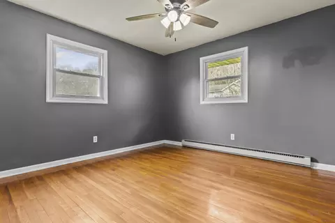 Bedroom - 519 Abners Mill Rd, Ewing, KY 41039 photo 6 of 9