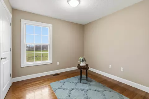 Bedroom - 1126 Estill Hackney Rd, Eubank, KY 42567 photo 2 of 3
