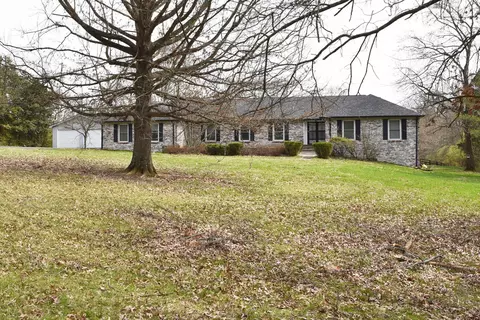 1021 Hanley Ln, Frankfort, KY 40601