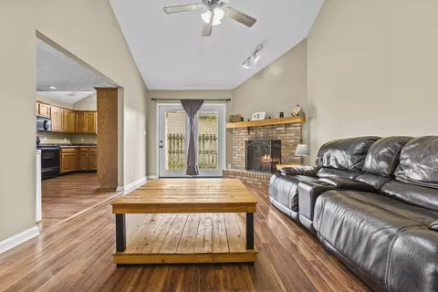 Living - 145 Barren River Blvd, Georgetown, KY 40324 photo 1 of 2
