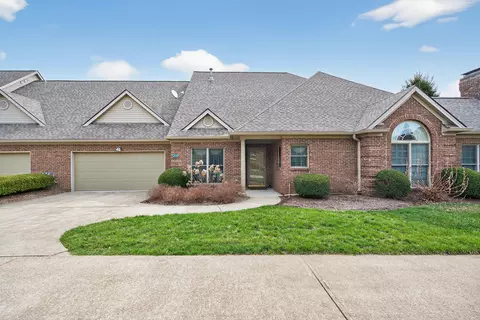 1429 Pine Needles Ln, Lexington, KY 40513