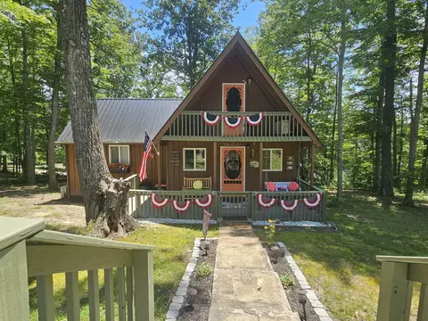 425 Turkey Ridge Rd, Wellington, KY 40387