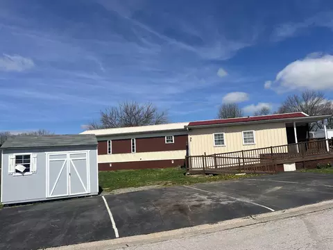 404 Mount Vernon Dr, Winchester, KY 40391