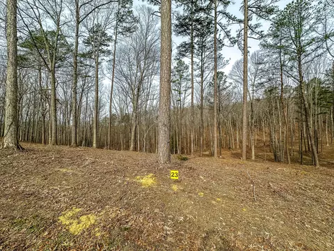 3972 Hazel Patch Rd, East Bernstadt, KY 40729