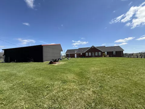 Exterior - 123 Dreyfus Rd, Berea, KY 40403 photo 7 of 11