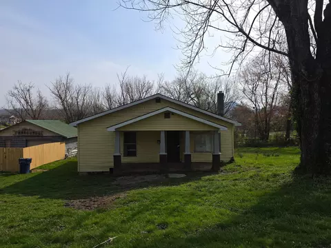 105 Nutwood Rd, Middlesboro, KY 40965