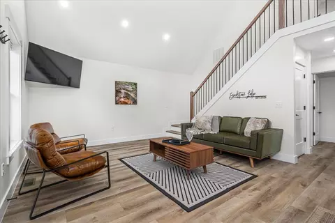 Living - 54 Germead Rd, Stanton, KY 40380 photo 1 of 3