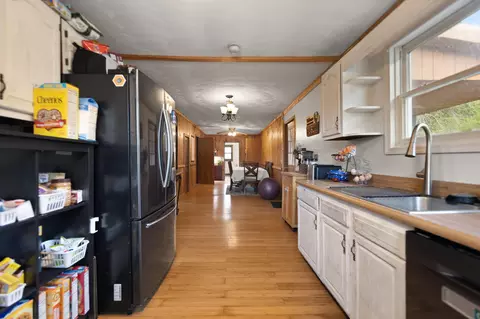 Entry Way - 939 Bear Pen Creek Rd, Campton, KY 41301 photo 1 of 6