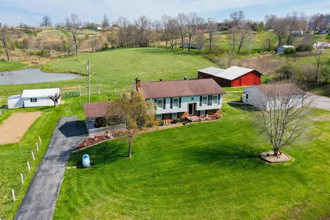 276 Kay Ln, Lily, KY 40740