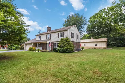 301 Redwood Dr, Stanford, KY 40484