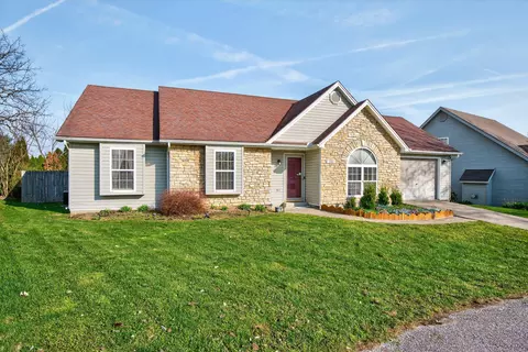 205 Horseshoe Ct, Frankfort, KY 40601