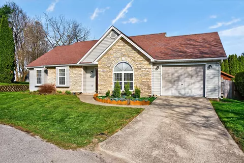 205 Horseshoe Ct, Frankfort, KY 40601
