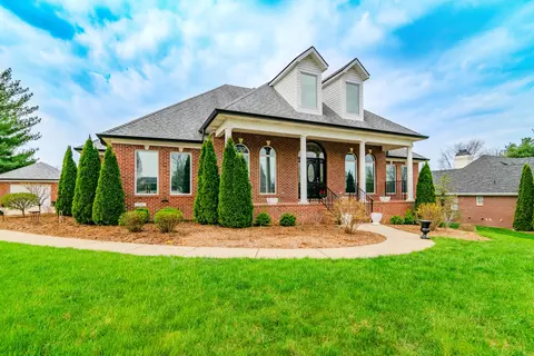 110 Saratoga Dr, Frankfort, KY 40601