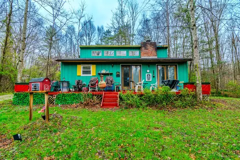 1667 Jackson Dr, Morehead, KY 40351