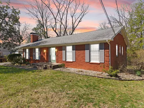 325 Maple Ave, Burnside, KY 42519