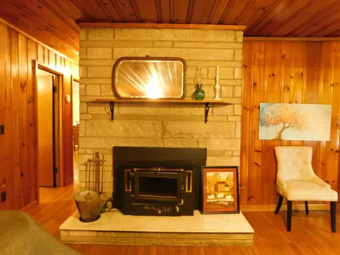 Living - 116 Wolf Hollow Rd, Baxter, KY 40806 photo 7 of 7