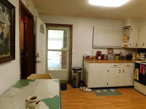 Kitchen - 116 Wolf Hollow Rd, Baxter, KY 40806 photo 4 of 6
