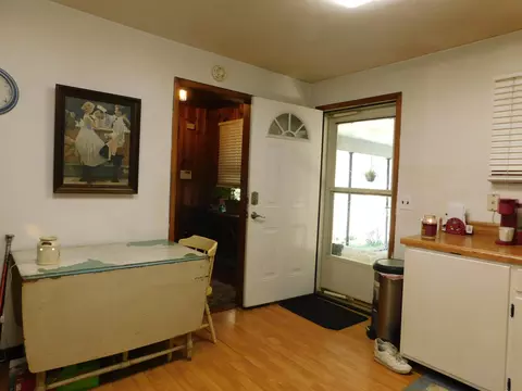 Entry Way - 116 Wolf Hollow Rd, Baxter, KY 40806 photo 2 of 3