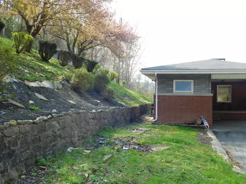 Exterior - 116 Wolf Hollow Rd, Baxter, KY 40806 photo 10 of 40