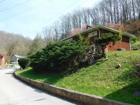 Exterior - 116 Wolf Hollow Rd, Baxter, KY 40806 photo 14 of 40