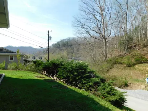 Exterior - 116 Wolf Hollow Rd, Baxter, KY 40806 photo 26 of 40