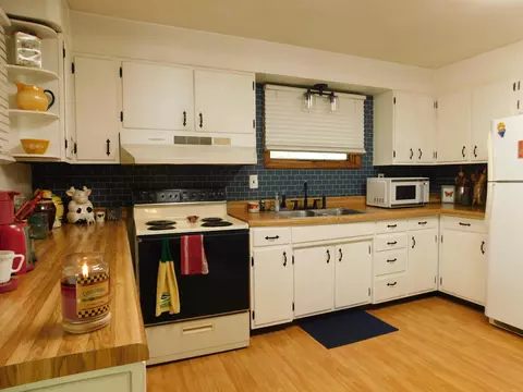 Kitchen - 116 Wolf Hollow Rd, Baxter, KY 40806 photo 2 of 6