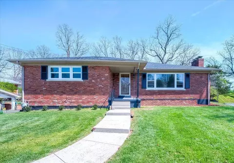 405 Hiawatha Trl, Frankfort, KY 40601