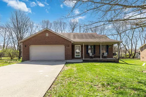 352 Virginia Ave, Harrodsburg, KY 40330