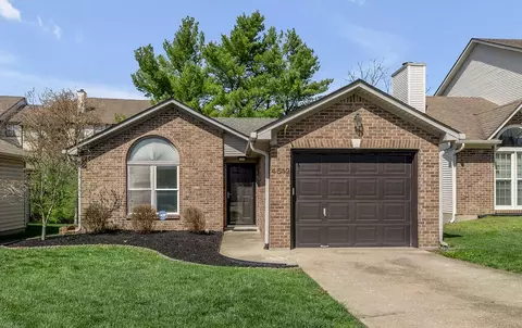 4512 Hartland Pkwy, Lexington, KY 40515