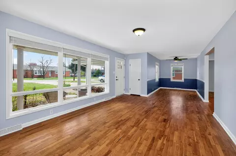102 Donna Dr, Lawrenceburg, KY 40342