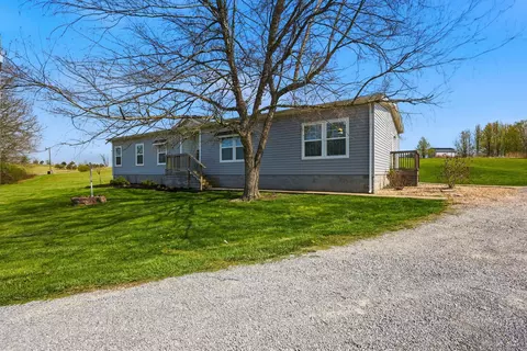 500 Sparrow Ln, Harrodsburg, KY 40330