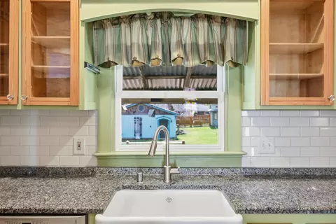 Kitchen - 119 E Stephens St, Midway, KY 40347 photo 4 of 4