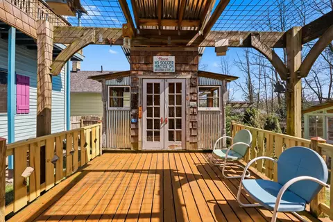 Exterior - 119 E Stephens St, Midway, KY 40347 photo 9 of 24