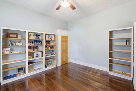 Other - 119 E Stephens St, Midway, KY 40347 photo 2 of 13