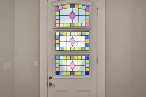Entry Way - 119 E Stephens St, Midway, KY 40347 photo 1 of 5