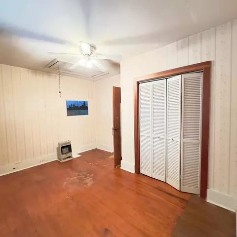 Bedroom - 126 18th St, Corbin, KY 40701 photo 2 of 4