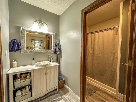 Bath - 174 Derby Trl, Corbin, KY 40701 photo 1 of 4