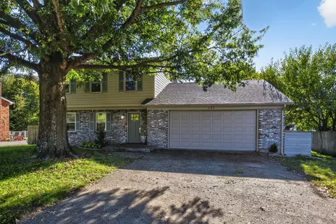 429 Marsailles Rd, Versailles, KY 40383