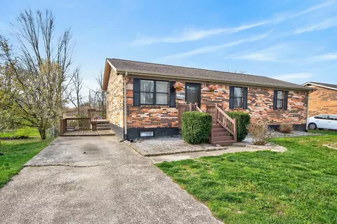 205 Laurel Ln, Nicholasville, KY 40356