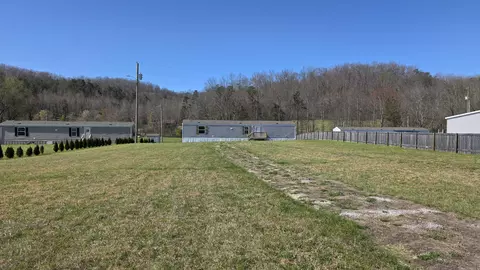 Exterior - 4359 Highway 830 Rd, Corbin, KY 40701 photo 4 of 4