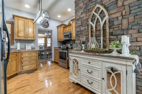 Entry Way - 153 Otter Creek Rd, Strunk, KY 42649 photo 1 of 3