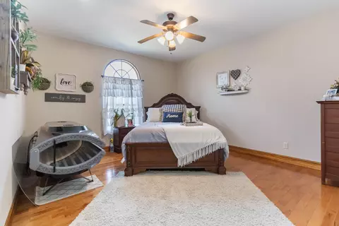 Bedroom - 153 Otter Creek Rd, Strunk, KY 42649 photo 6 of 6