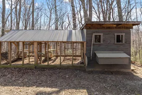 Exterior - 153 Otter Creek Rd, Strunk, KY 42649 photo 6 of 9