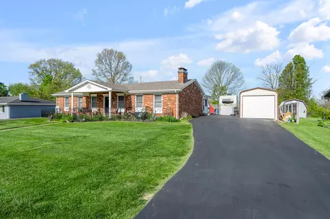 225 Blueberry Ln, Mount Sterling, KY 40353