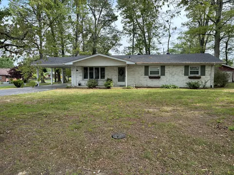 111 Butler Dr, Russell Springs, KY 42642