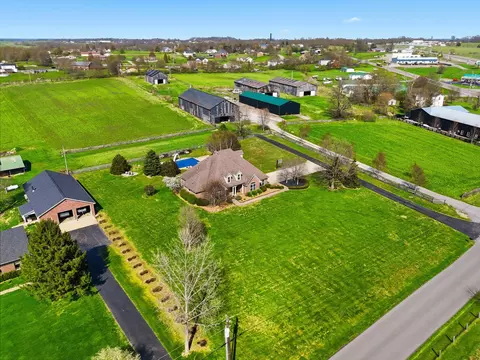 View/Area - 104 Sutton Ln, Lancaster, KY 40444 photo 6 of 6